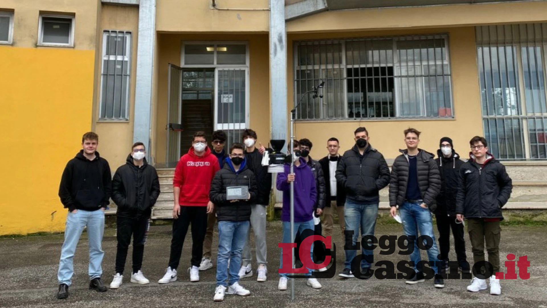 Una stazione meteo per il monitoraggio dei parametri meteorologici