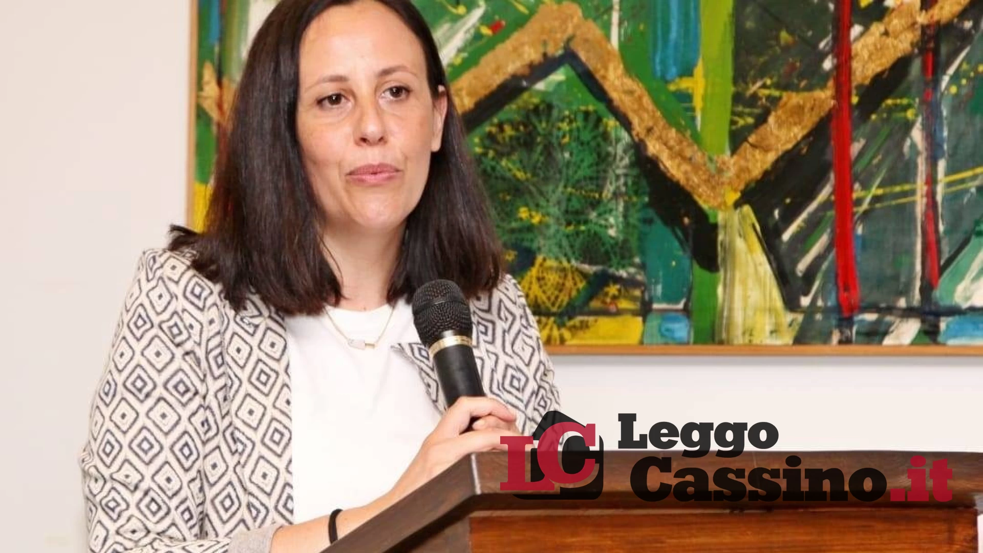 Battisti sferra l'attacco: "Le priorità della destra? Abolire il diritto all'aborto"