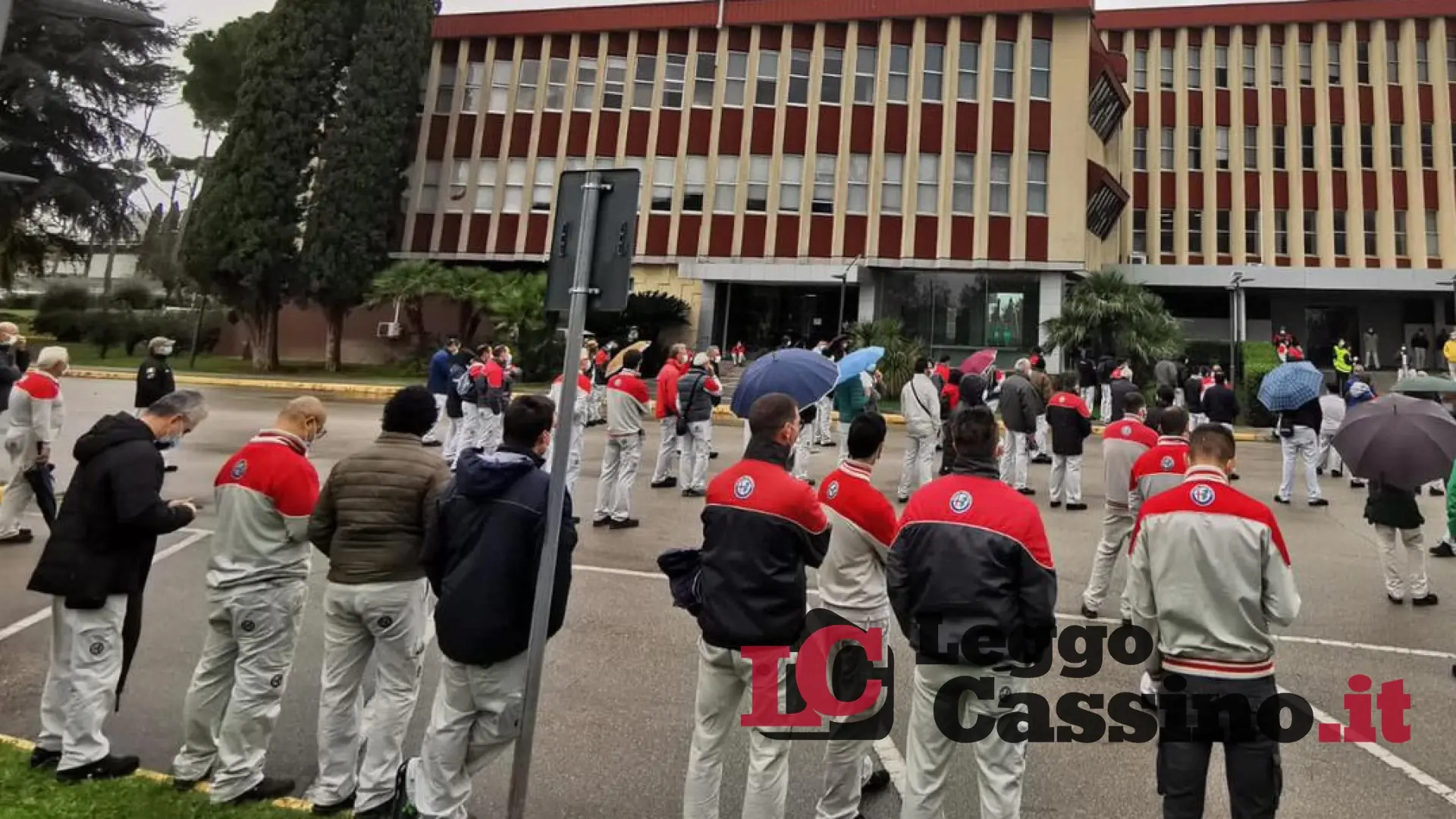 "Meloni apra il confronto con Stellantis per avere certezza sul futuro dei lavoratori"