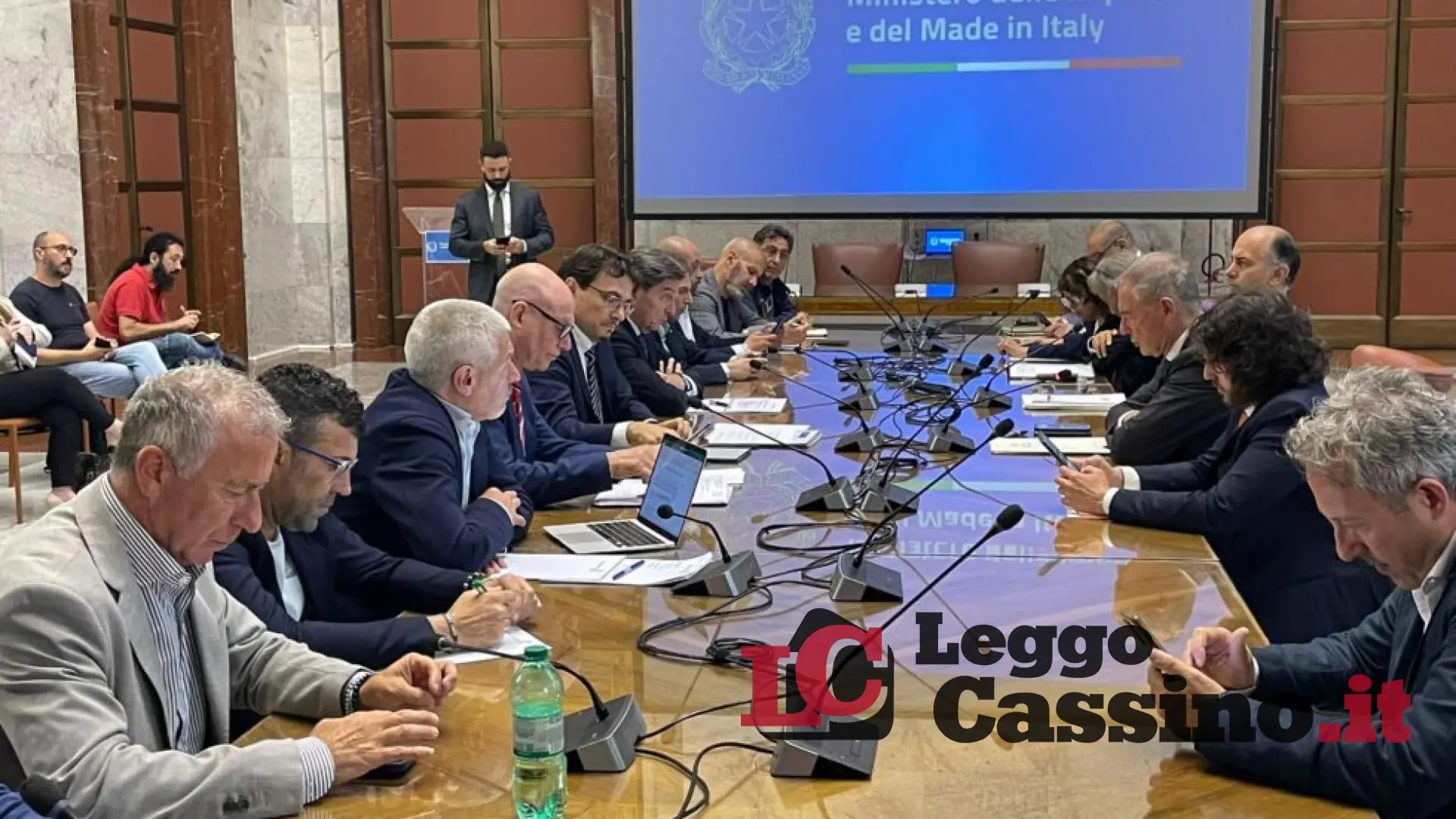 Stellantis, il giorno dei giorni: oggi il vertice al Mimit con azienda, governo e sindacati