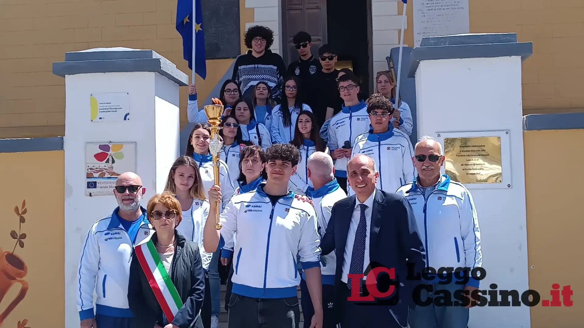 Cassino, l'assessore Maria Concetta Tamburrini a Ventotene con il Medaglia d'Oro