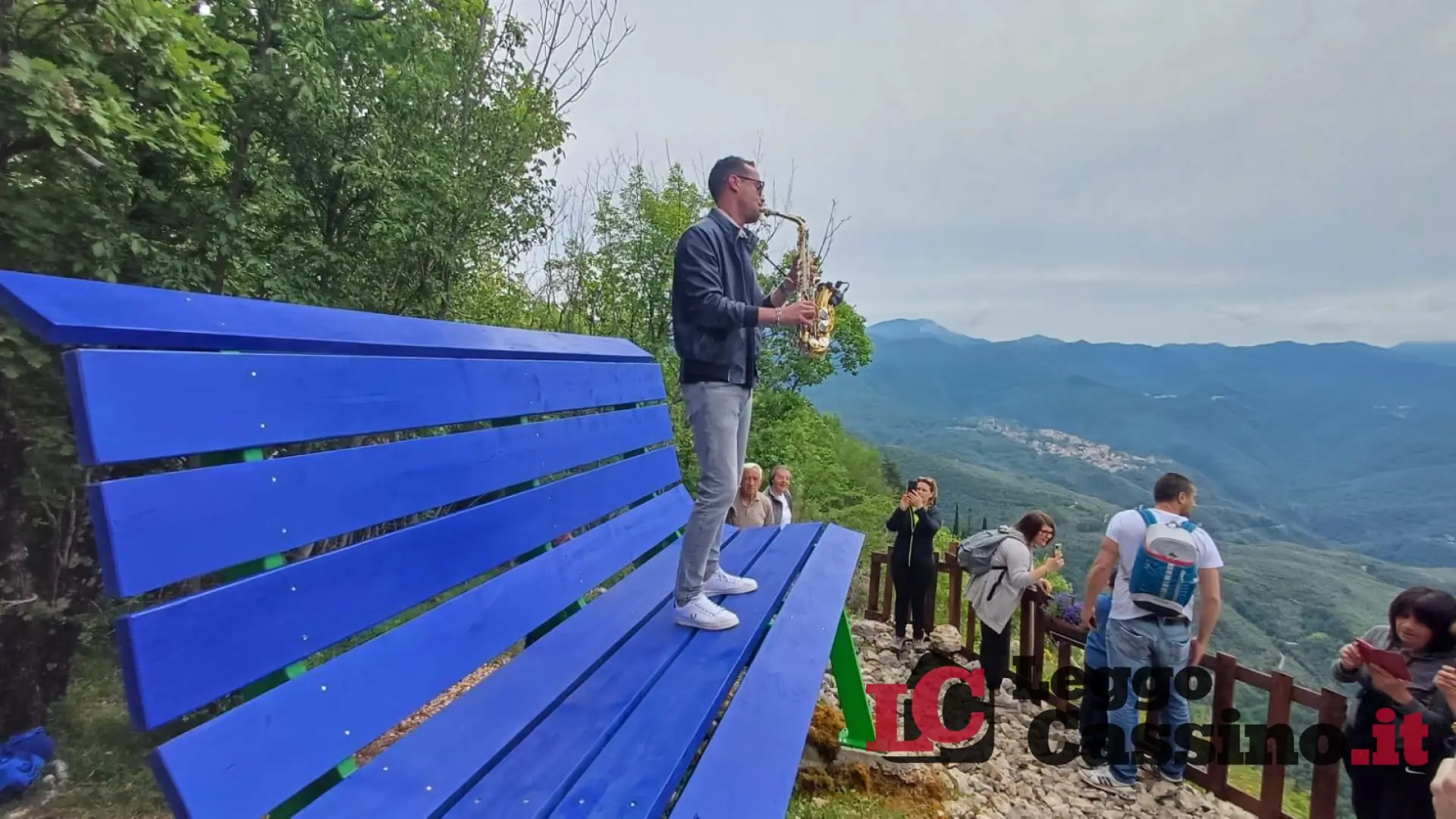 Valleluce, inaugurata la Big Bench "Belvedere Gustav"