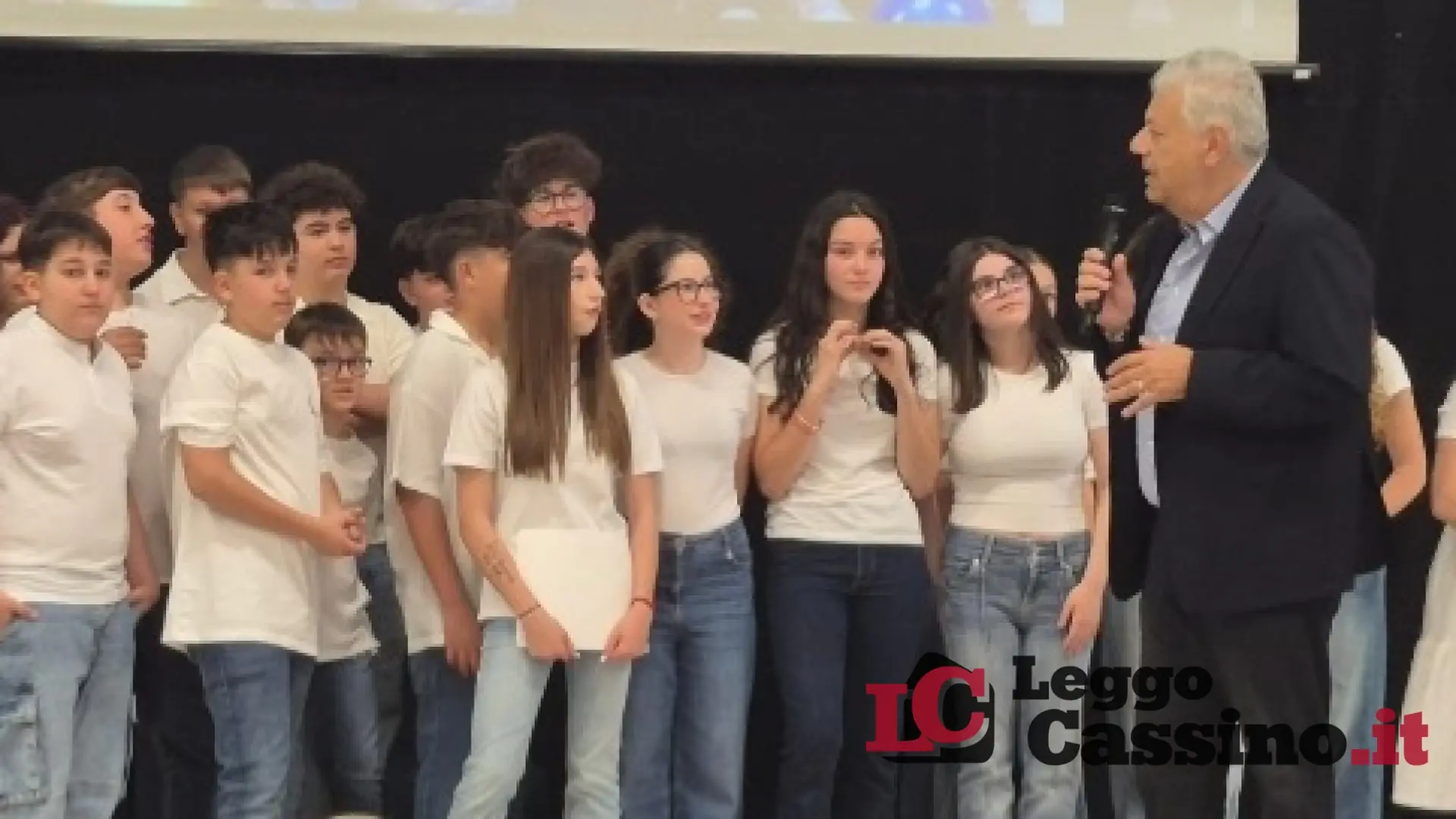 All'I.C.Cassino 1 gli alunni in "Un tuffo nel mare"