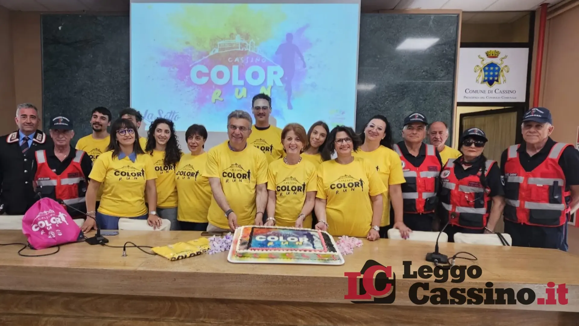 Un'esplosione di colori, musica e solidarietà per la pace: ecco la 'Color Run'