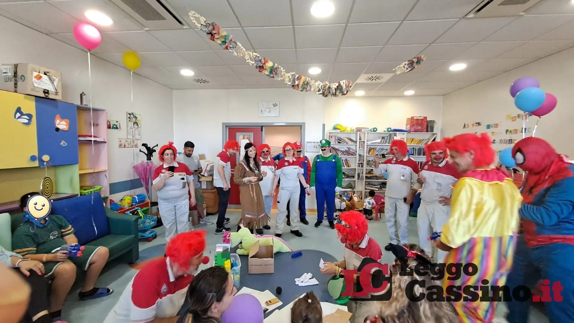 Stellantis Cassino, dipendenti in missione speciale: regalare sorrisi ai bambini