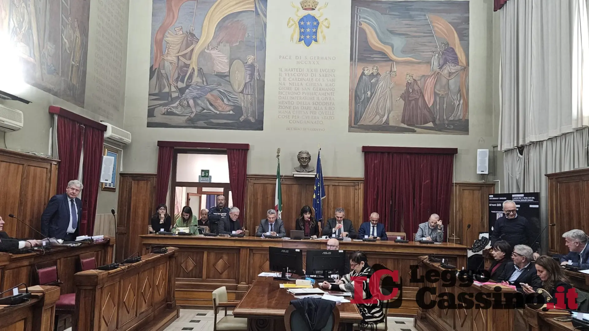 Interrotto un consiglio comunale, non la democrazia