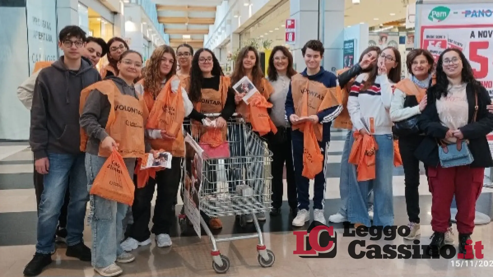 Colletta alimentare a Cassino: gli studenti del "Varrone" in campo per la solidarietà