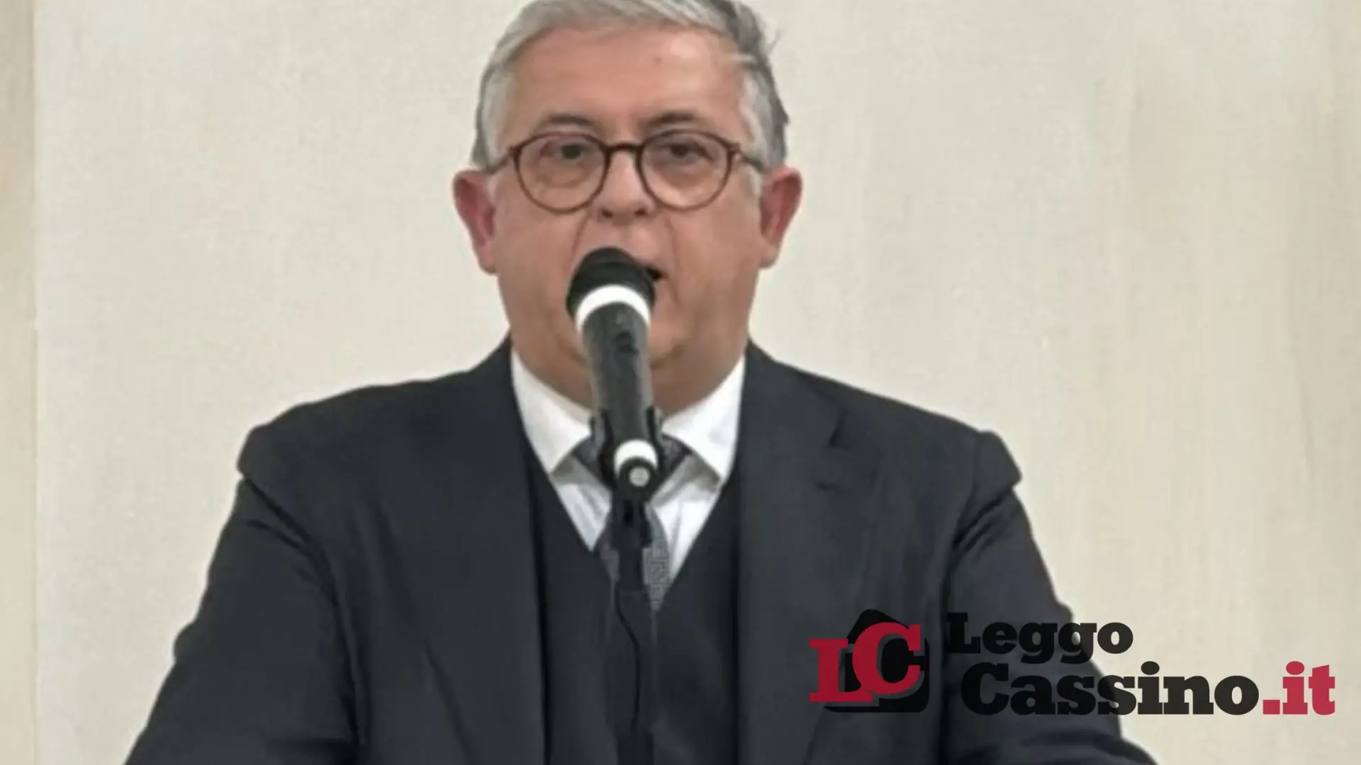 Alcol ai minorenni e droga in piazza, Marrone sferza l'amministrazione