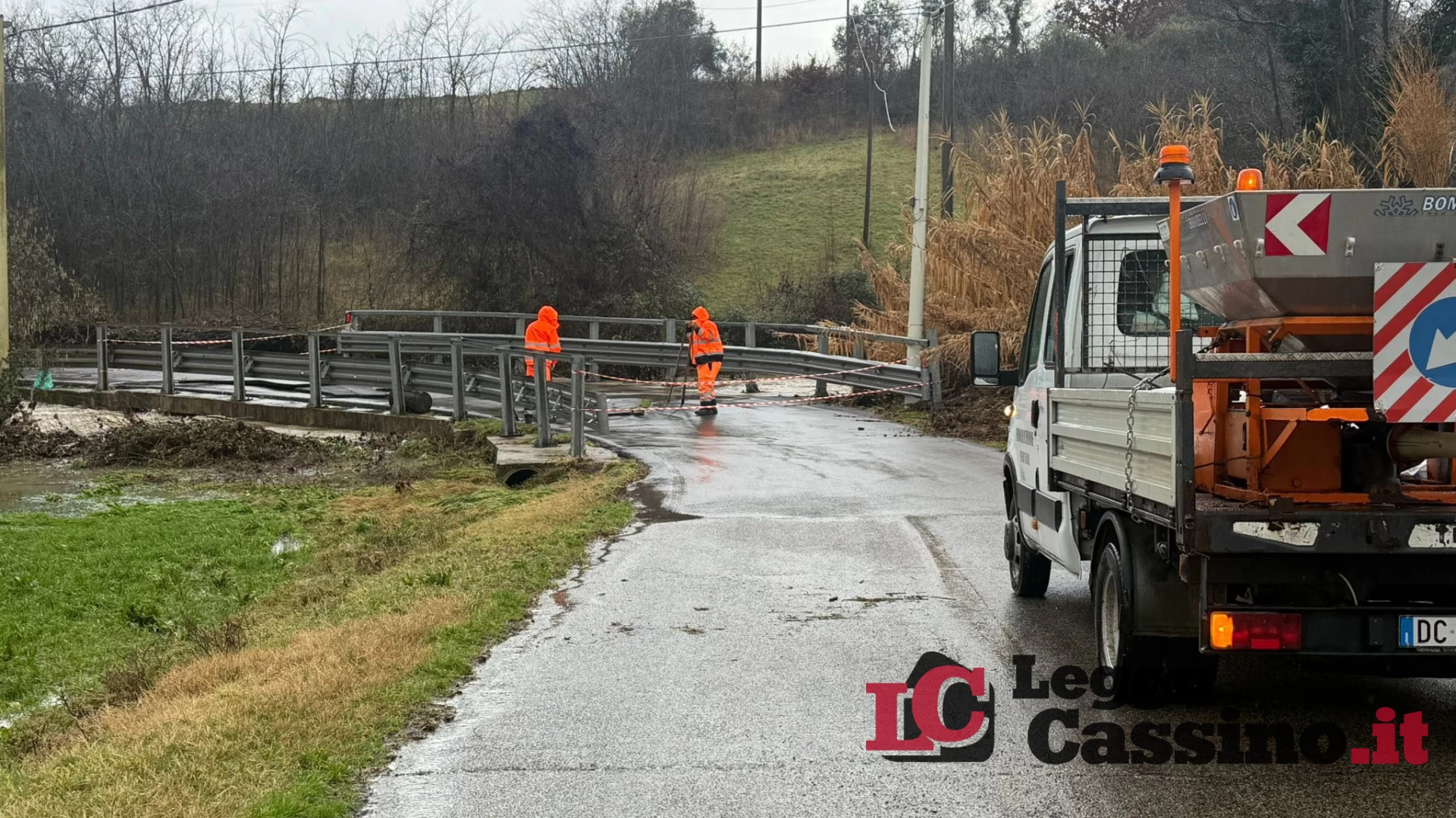 Maltempo, Cassino sommersa dal fango: evacuate famiglie nella zona industriale