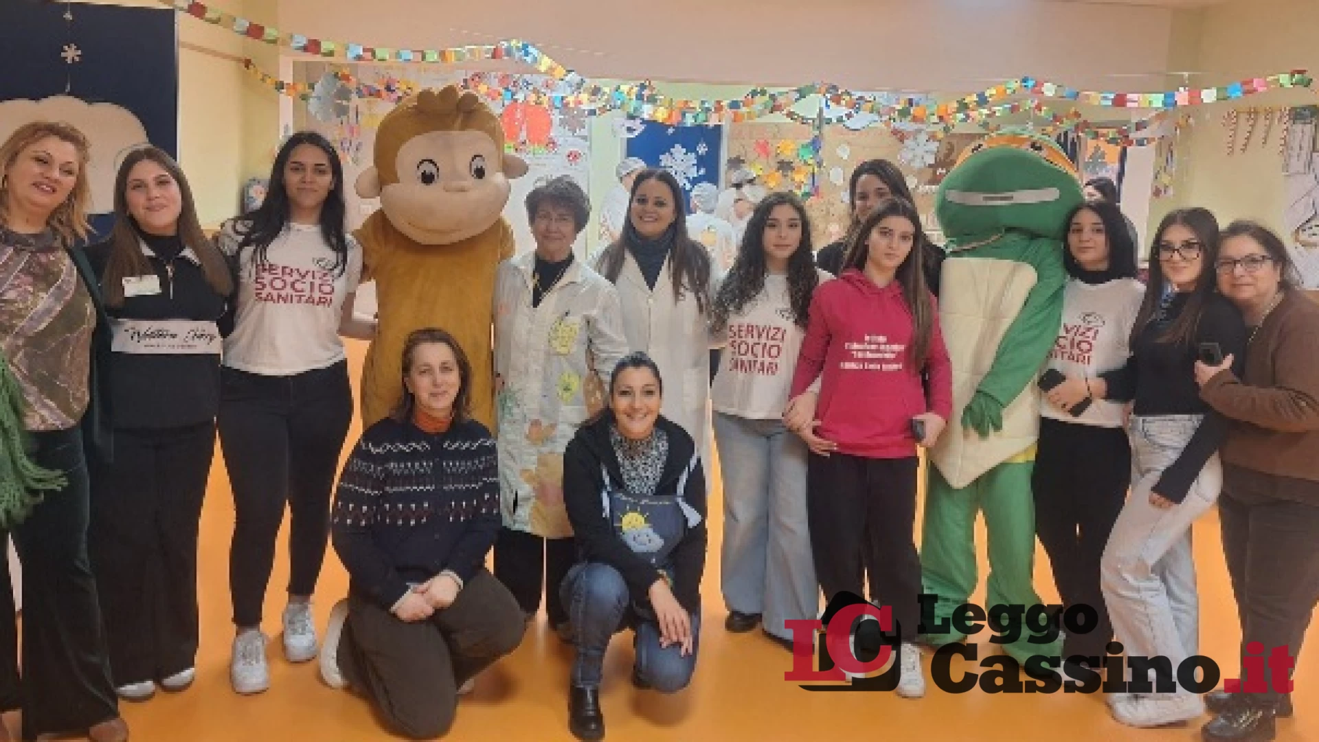 Colori diversi, stesso cammino: la magia dei Calzini Spaiati unisce le scuole di Cassino