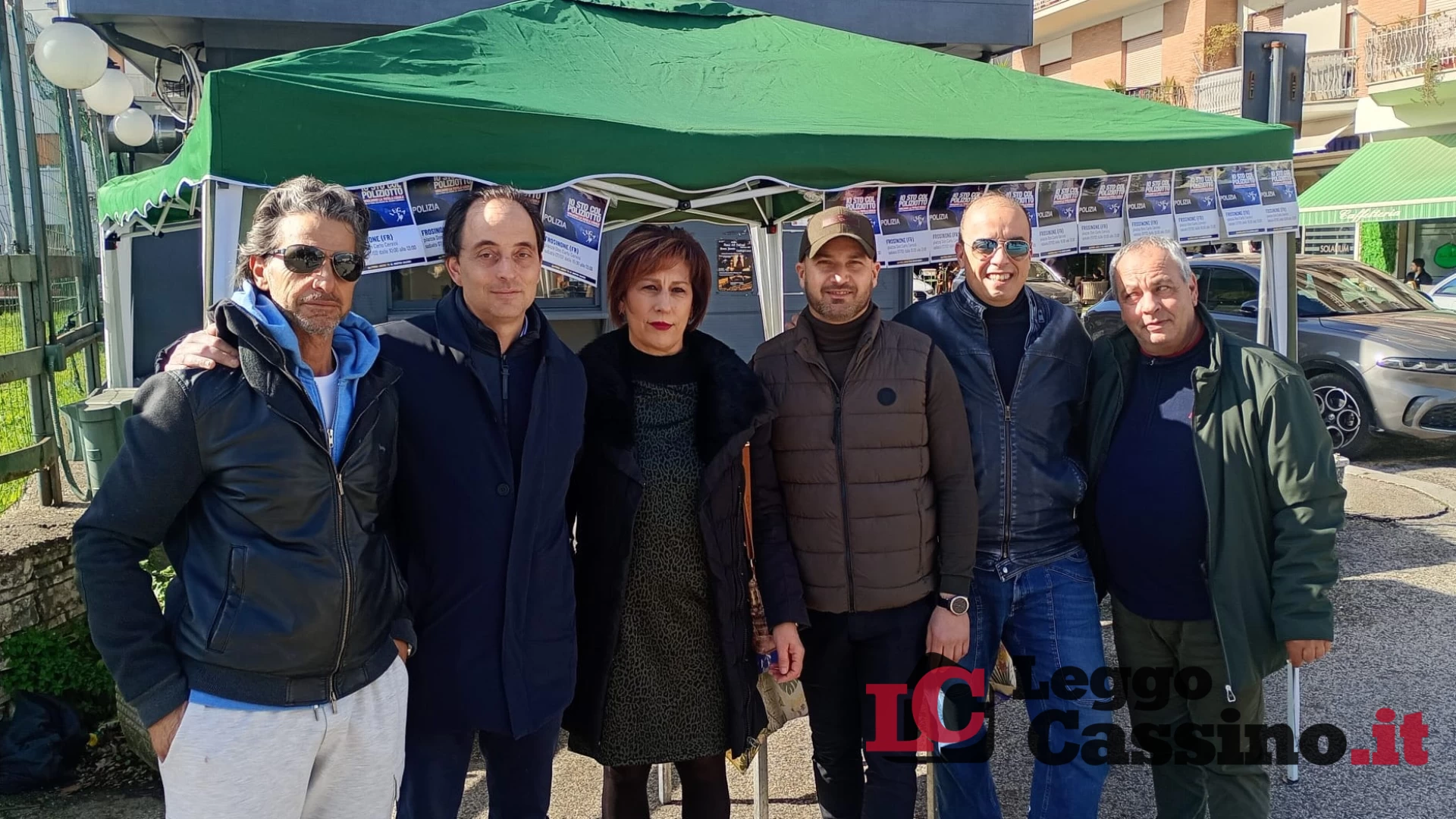 "Io sto col Poliziotto", la raccolta firme che sostiene le Forze dell'Ordine