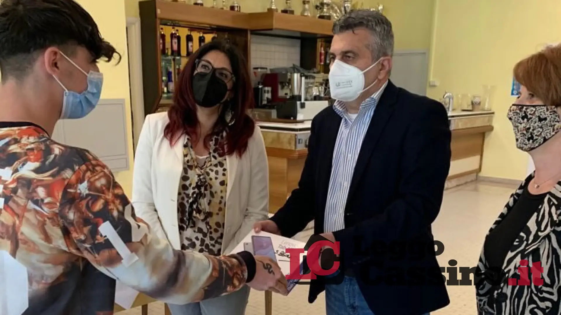 Cassino, prosegue la consegna dei tablet nelle scuole