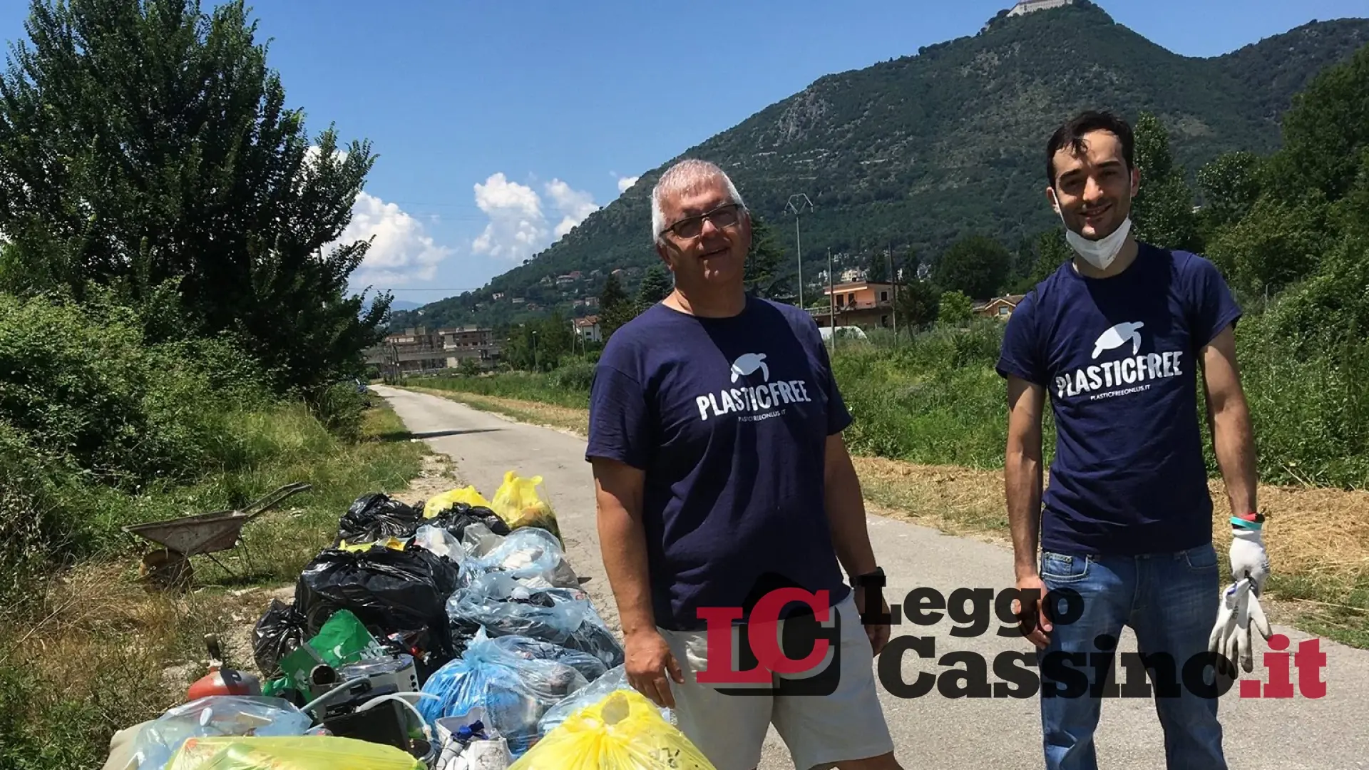 "Ci stiamo nutrendo di plastica senza essere coscienti delle conseguenze"