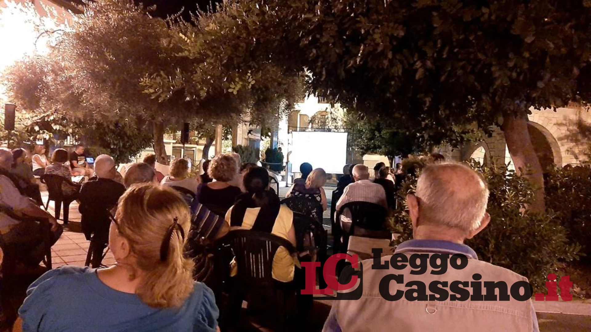 A Coreno i ragazzi intervistano gli anziani del paese: un successo