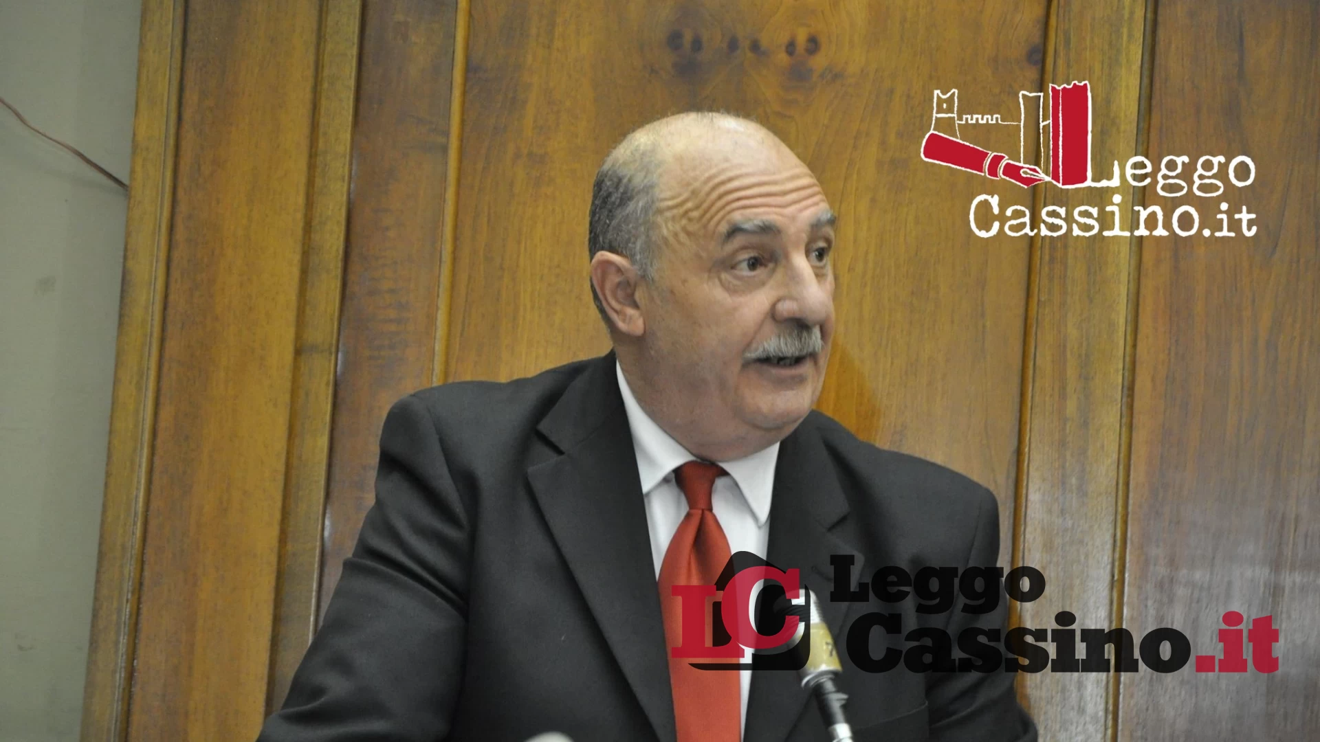 "Pronti a tassarci pur di avere le luci e la manutenzione"