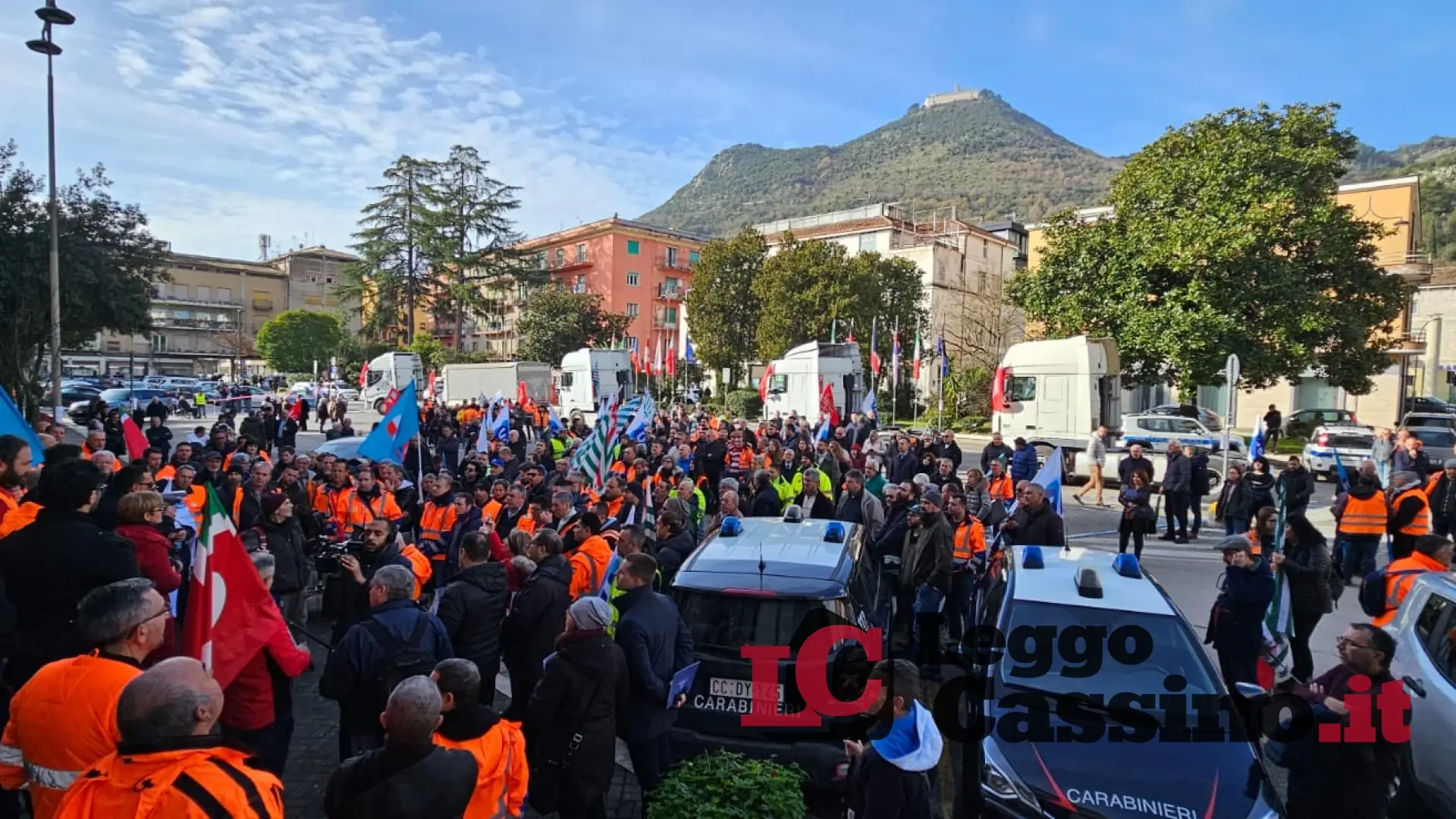 Reno de Medici, in corteo sfila la rabbia dei lavoratori