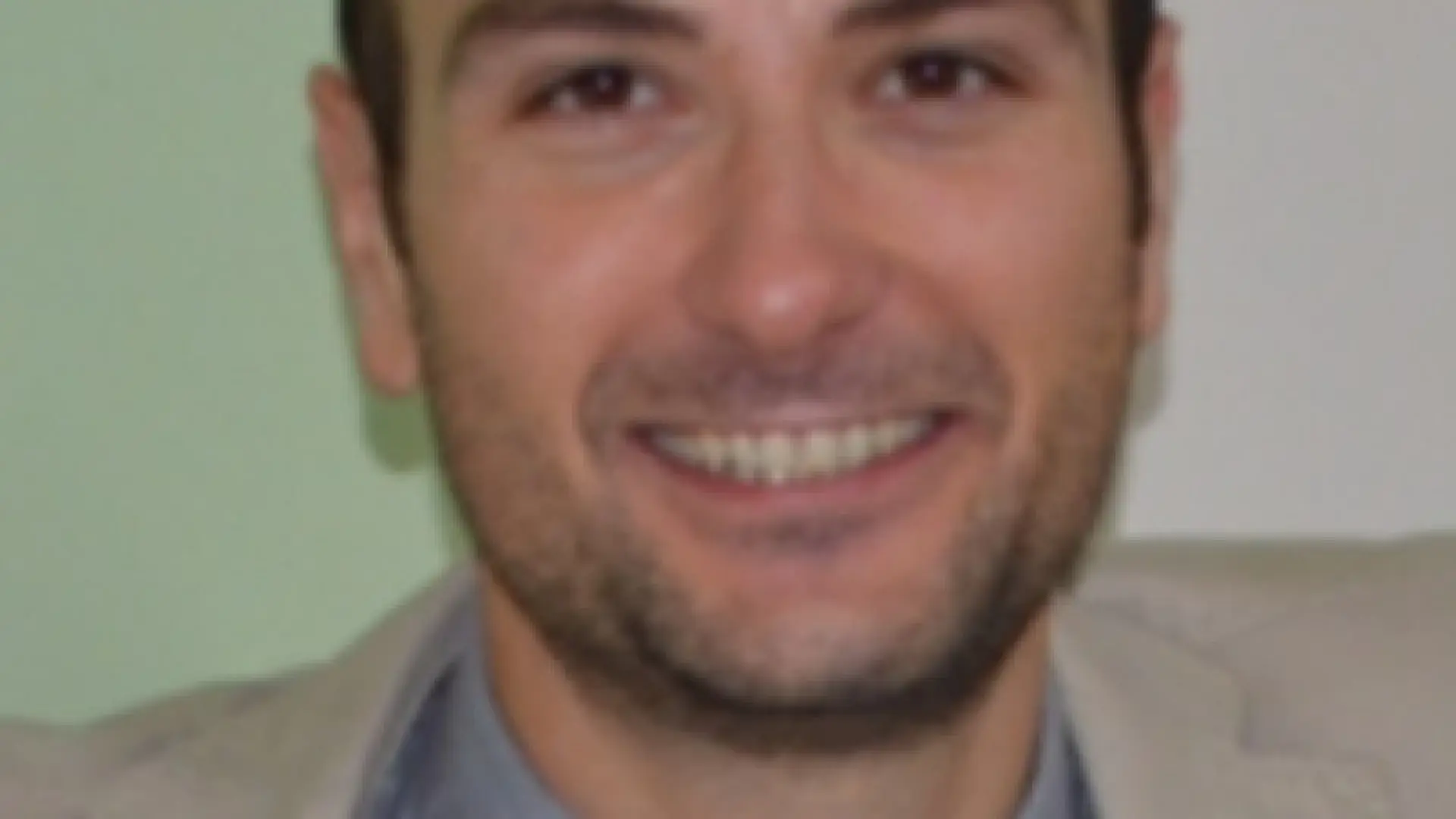 Alfonso Savastano è primario oculista presso l'ospedale di Bari
