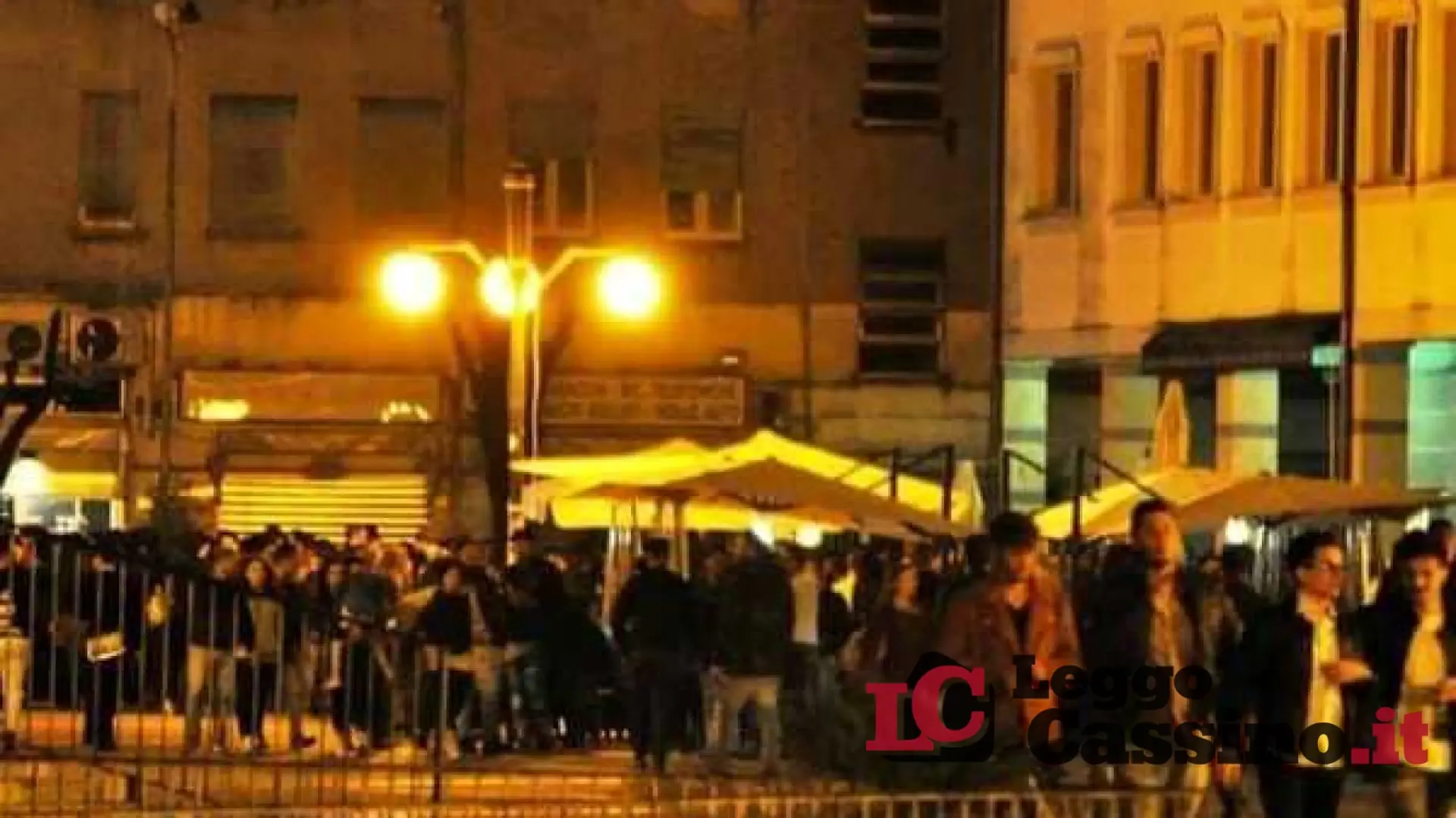 Movida, sicurezza e alcolici ai minorenni: vertice in Municipio con i commercianti