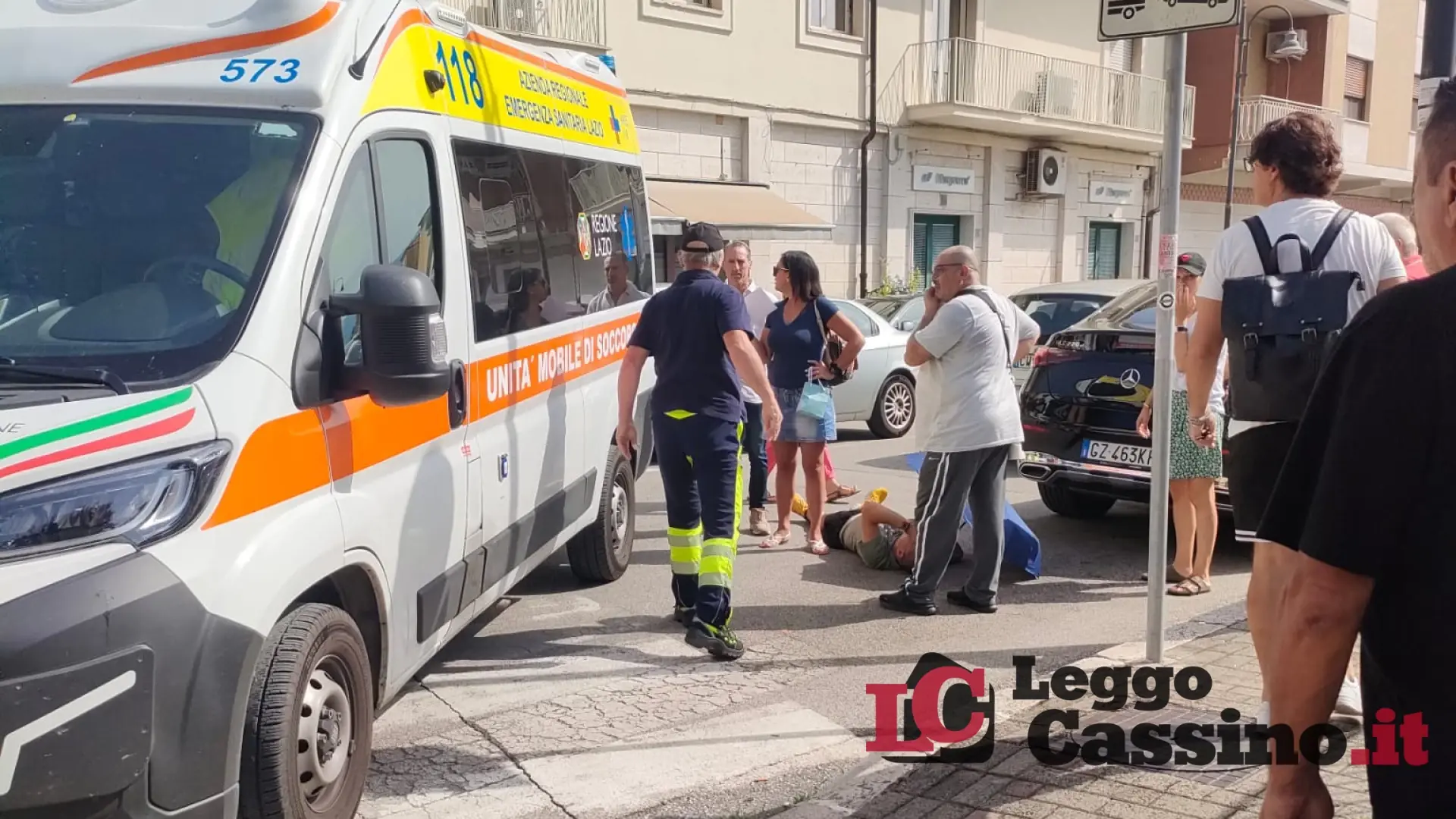 Cassino, pedone investito in pieno centro all'incrocio tra via Pascoli e via D'Annunzio