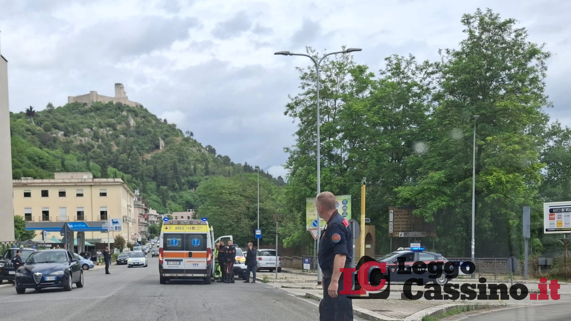 Scontro tra auto e bici davanti a Ingegneria: paura a Cassin...