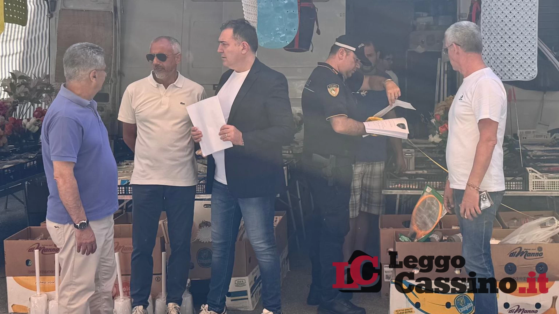 Cassino, pugno duro sul mercato settimanale: controlli a tappeto del sindaco Salera, 11 commercianti sanzionati