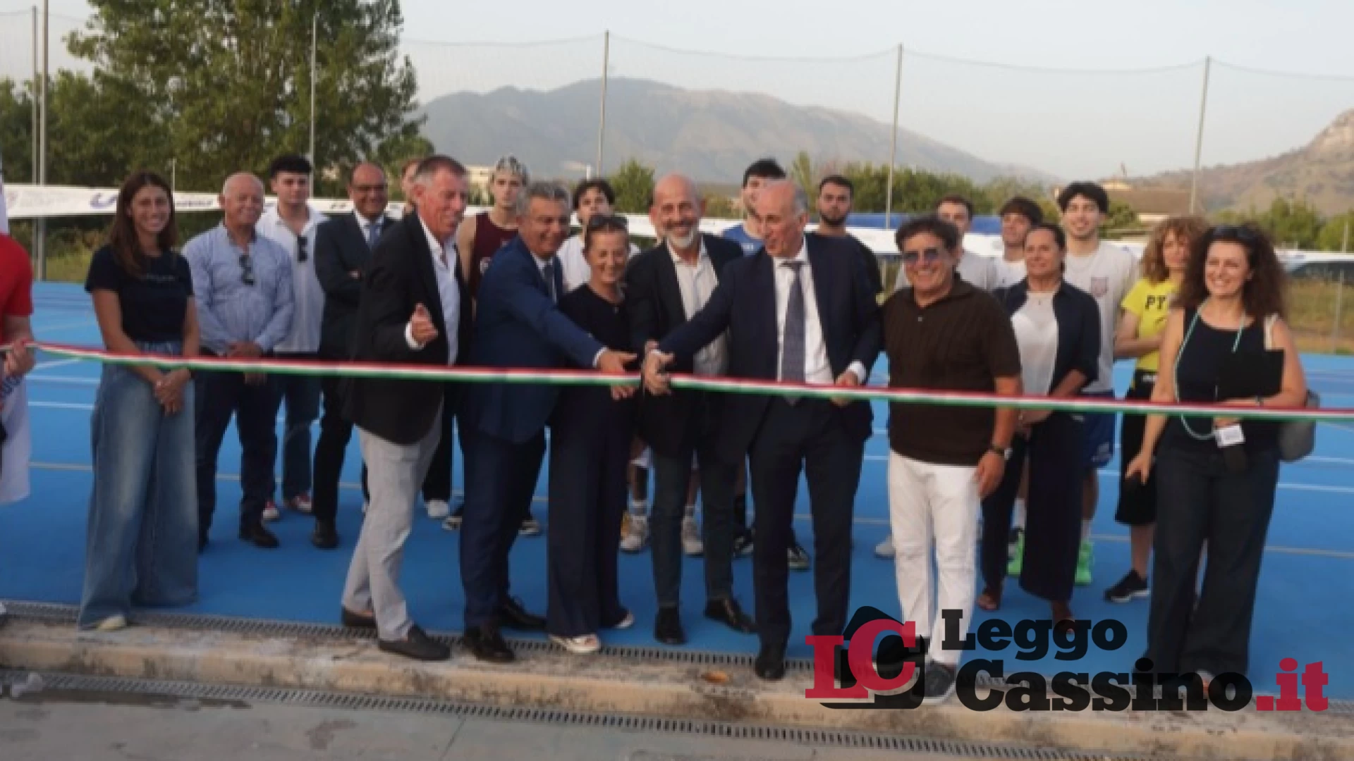 Cus, inaugurato il nuovo Campo Polivalente alla Folcara: già pronto un campo da tennis in terra rossa