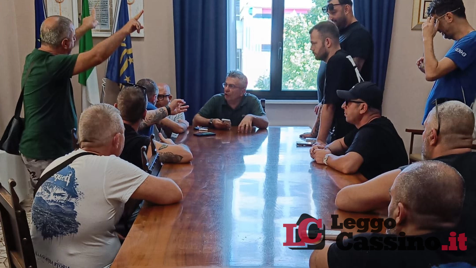 Cassino Calcio, il caso Salveti arriva in Comune: faccia a faccia tra tifosi e sindaco