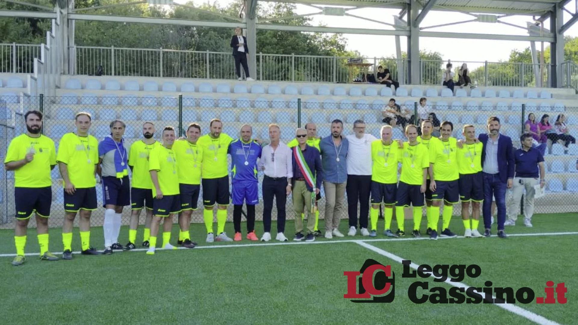 Esperia, grande partecipazione alla Partita del Cuore tra politici e avvocati: vince la solidarietà